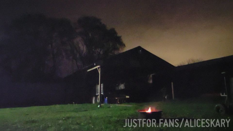 Someone just subscribed to my JustFor.Fans page. You should too! justfor.fans/AliceSkary?Source=NewFanBlueSky