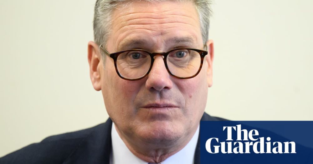 Long-term sick need to get back to work where they can, says Starmer