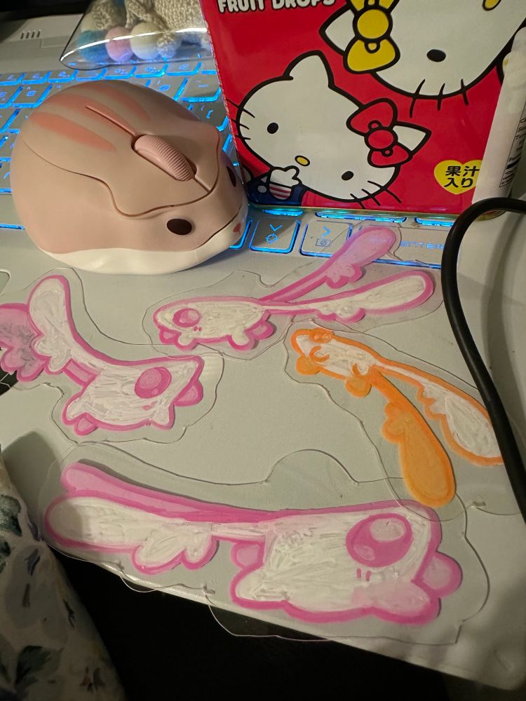 Pre-shrunken new animal charms 