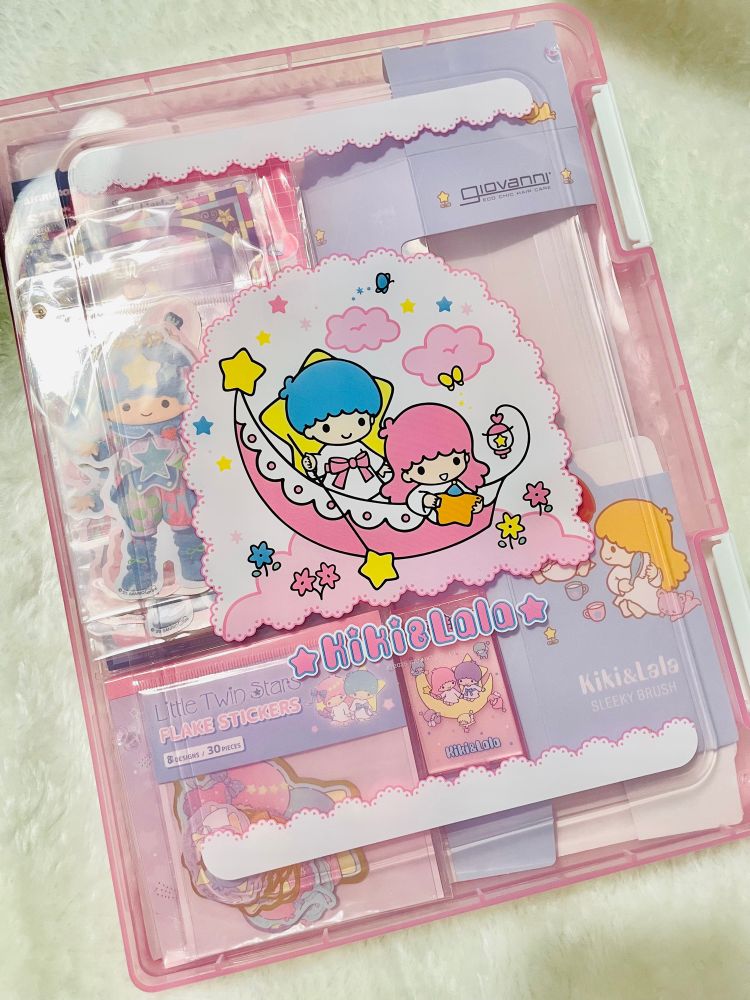 キキララくじのピンクのケース　中身はキャラグッズ