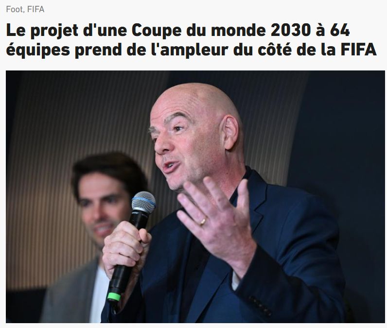 Capture d'écran du site L'Equipe qui titre "Le projet d'une Coupe du monde 2030 à 64 équipes prend de l'ampleur du côté de la FIFA"