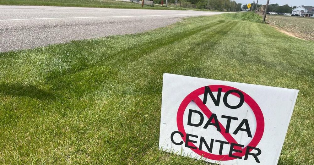 Sign in Indiana against data center. 