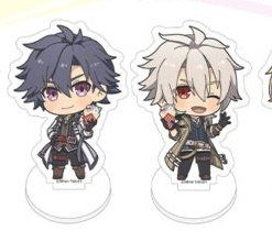 acrylic standees of rean and crow holding mishy crepes (its kind of blurry but they are mishy crepes)