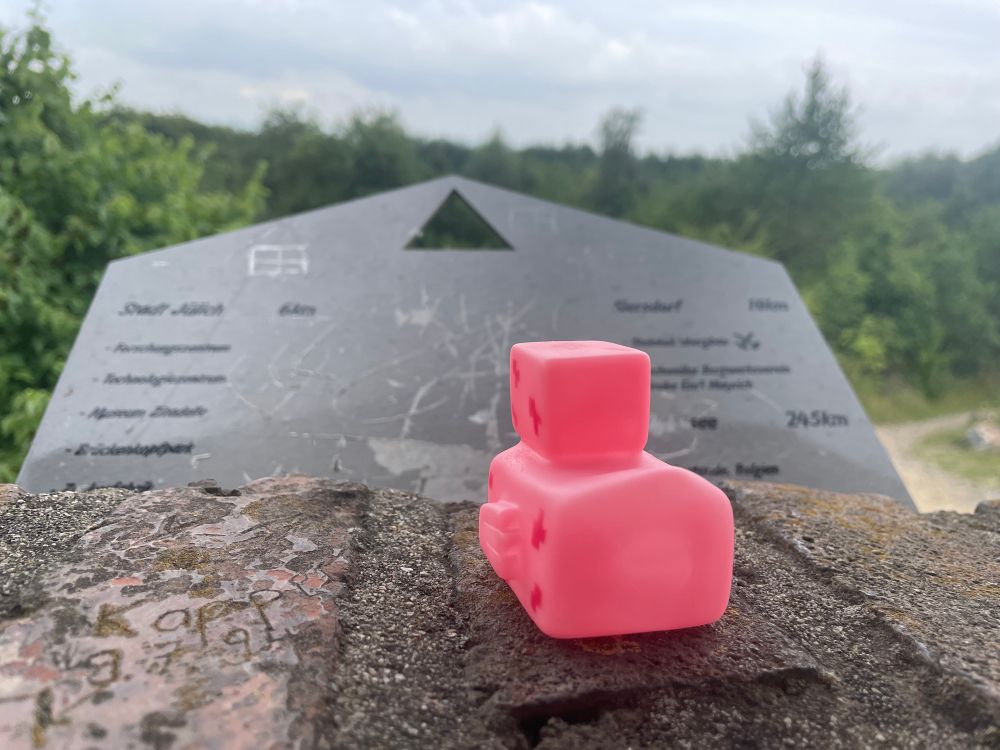 Pink duck on the tower at the highest point (302m) of Sophienhöhe looking in the direction of Jülich