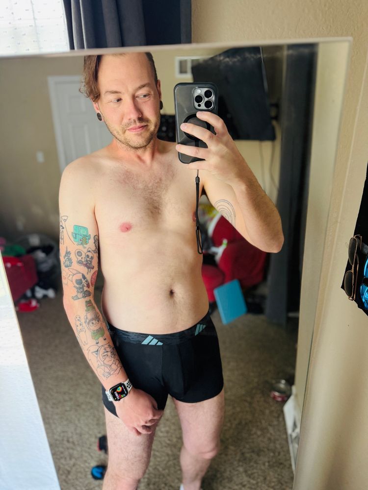 Cortland mirror selfie in black boxer briefs