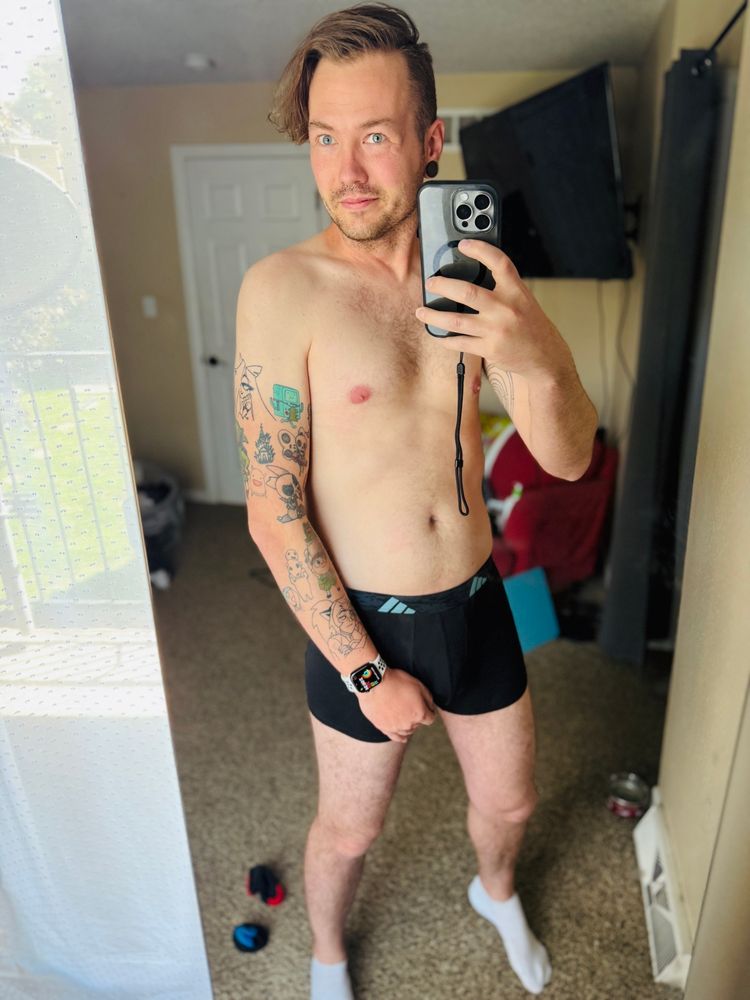 Cortland mirror selfie in black boxer briefs