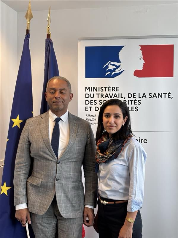 Photo Éric Chenut et la haute commissaire 