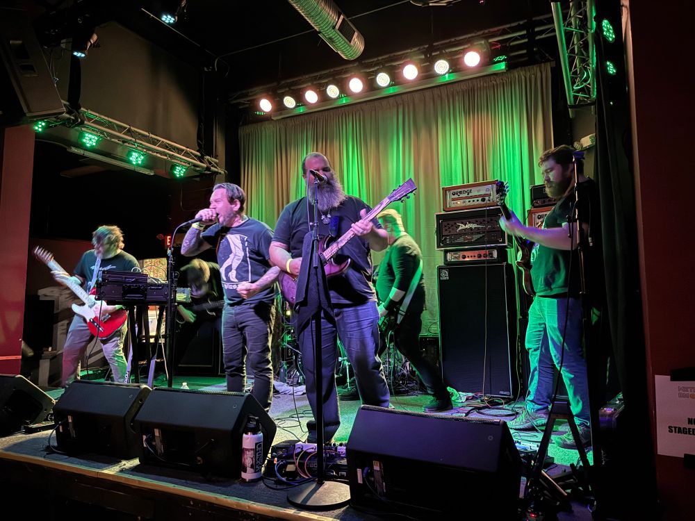 Oriska playing at Metro in Baltimore 