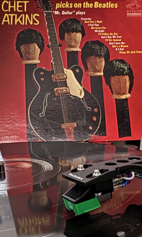Chet Atkins Picks on the Beatles (RCA Victor LPM-3531, 1966). 
