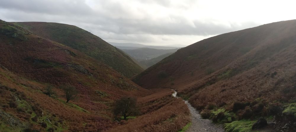 Further up, looking backwards over Church Stretton