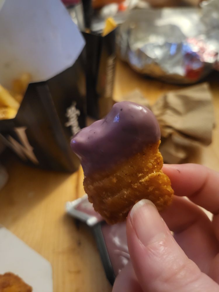 Purple spicy ranch on a nuggy. This is the grossest condiment ever.