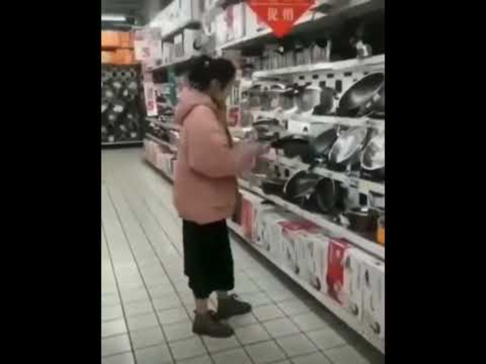 Reminder People don’t buy products  They buy solutions to their problems