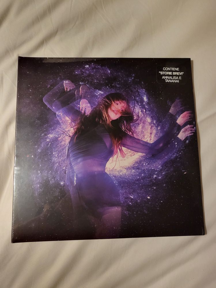 Annalisa's stunning album E poi siamo finiti nel vortice on vinyl.