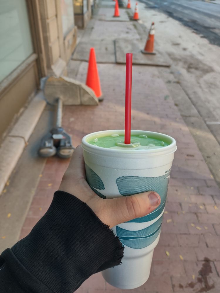 32oz 13.9% Sour Apple 4loko slushie on a street near Pittsburgh 