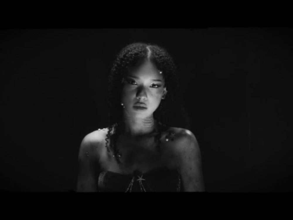 INTERNET ISLANDS - Kelpie [Official Music Video]