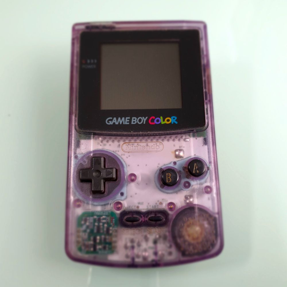 Console Gameboy Color avant restauration.