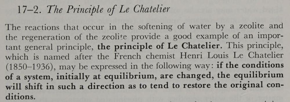 Le Chatelier spelled without the circumflex in the 2nd edition of Pauling's College Chemistry book.