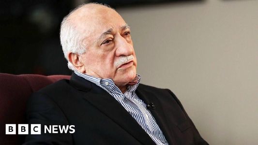 Turkish cleric accused of being behind 2016 coup dies