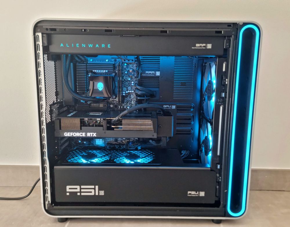 Test Alienware Area-51 (2025) : une station de combat pour gamers et créateurs