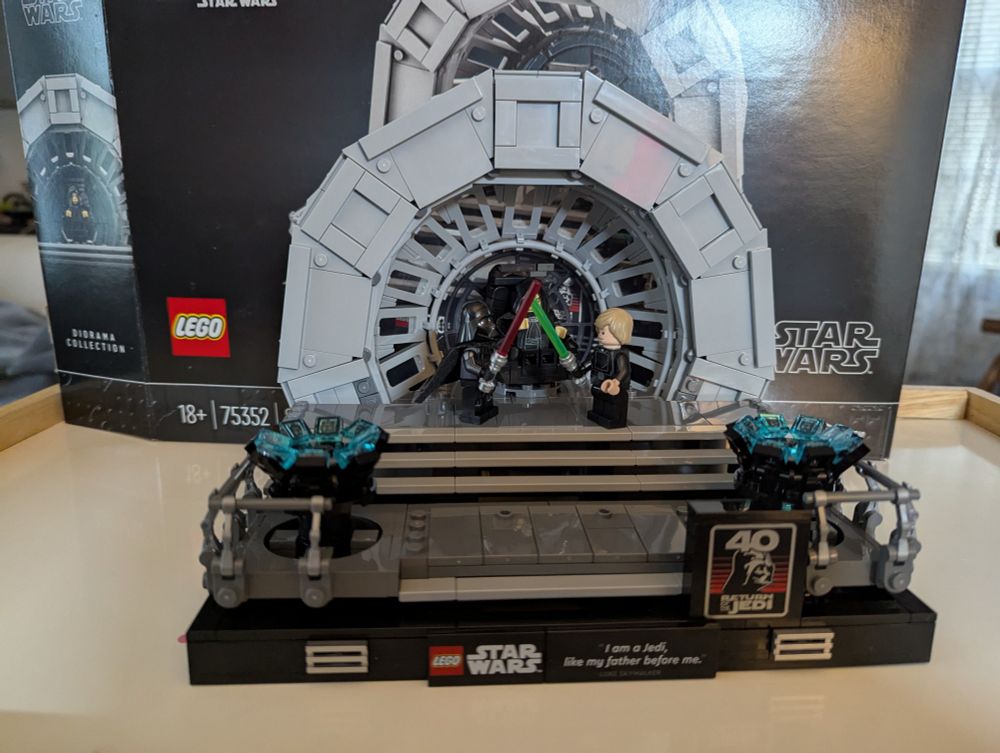 Third Lego Christmas Build.  Finished! Emperor's Throne Room 74352 807 pcs.