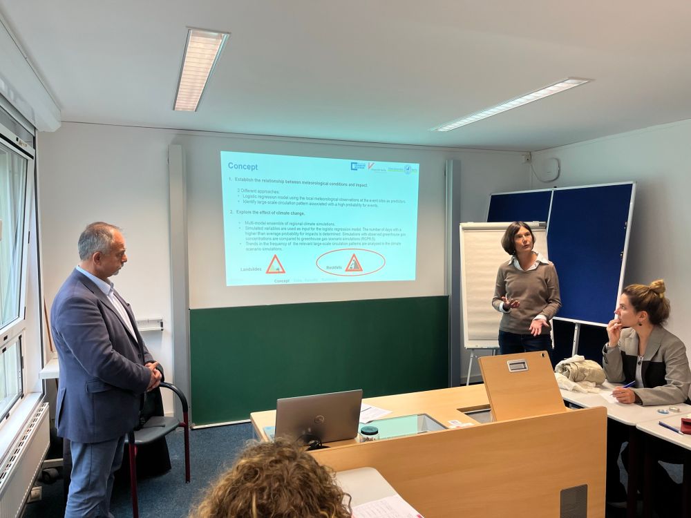 Dr Katrin Nissen presenting her work at the workshop with the AFAD.