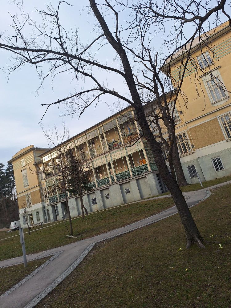 Karlshaus ind der Klinik Ottakring - Standort Penzing.