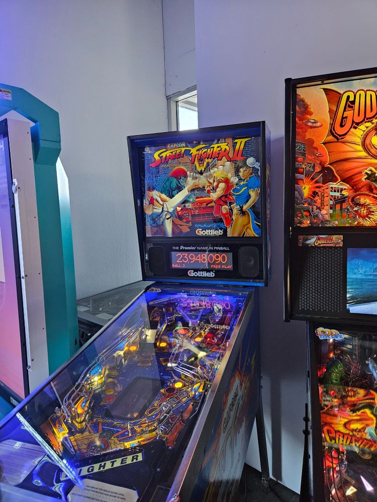 Gottlieb's STREET FIGHTER II pinball machine.