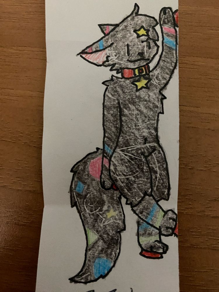 Rätsel climbing the edge of the paper