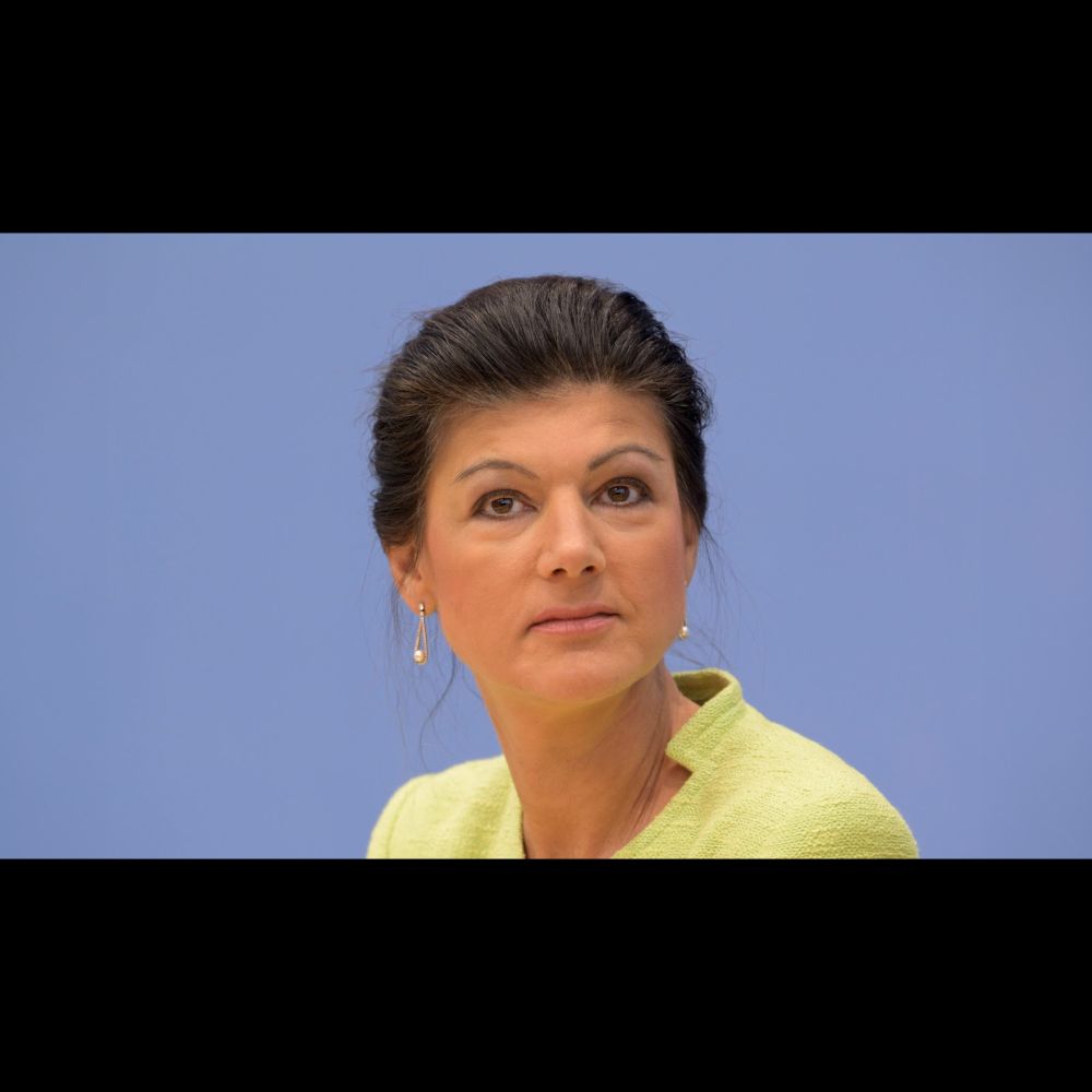 "Was? Der Seipel hat 600.000 Euro bekommen?" – Wagenknecht ärgert sich, dass sie jahrelang gratis...