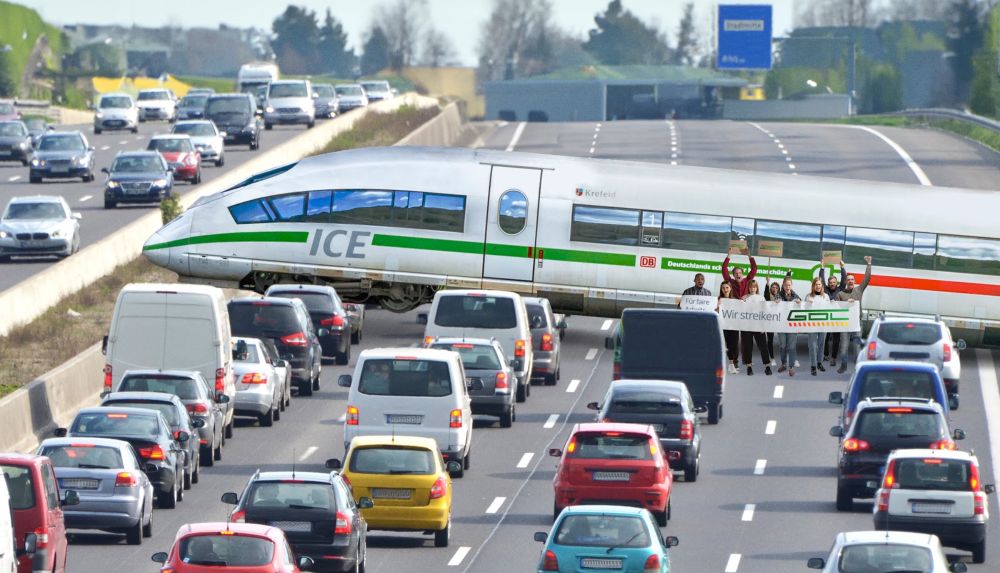 Vorbild Bauernproteste: Lokführer blockieren Autobahnen mit ihren Zügen