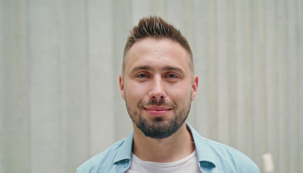 Grimma (dpo) - Wie gefährlich ist er wirklich? Marlon Stettwinkel aus dem sächsischen Grimma wirkt wie ein ganz normaler, unscheinbarer Ostdeutscher.