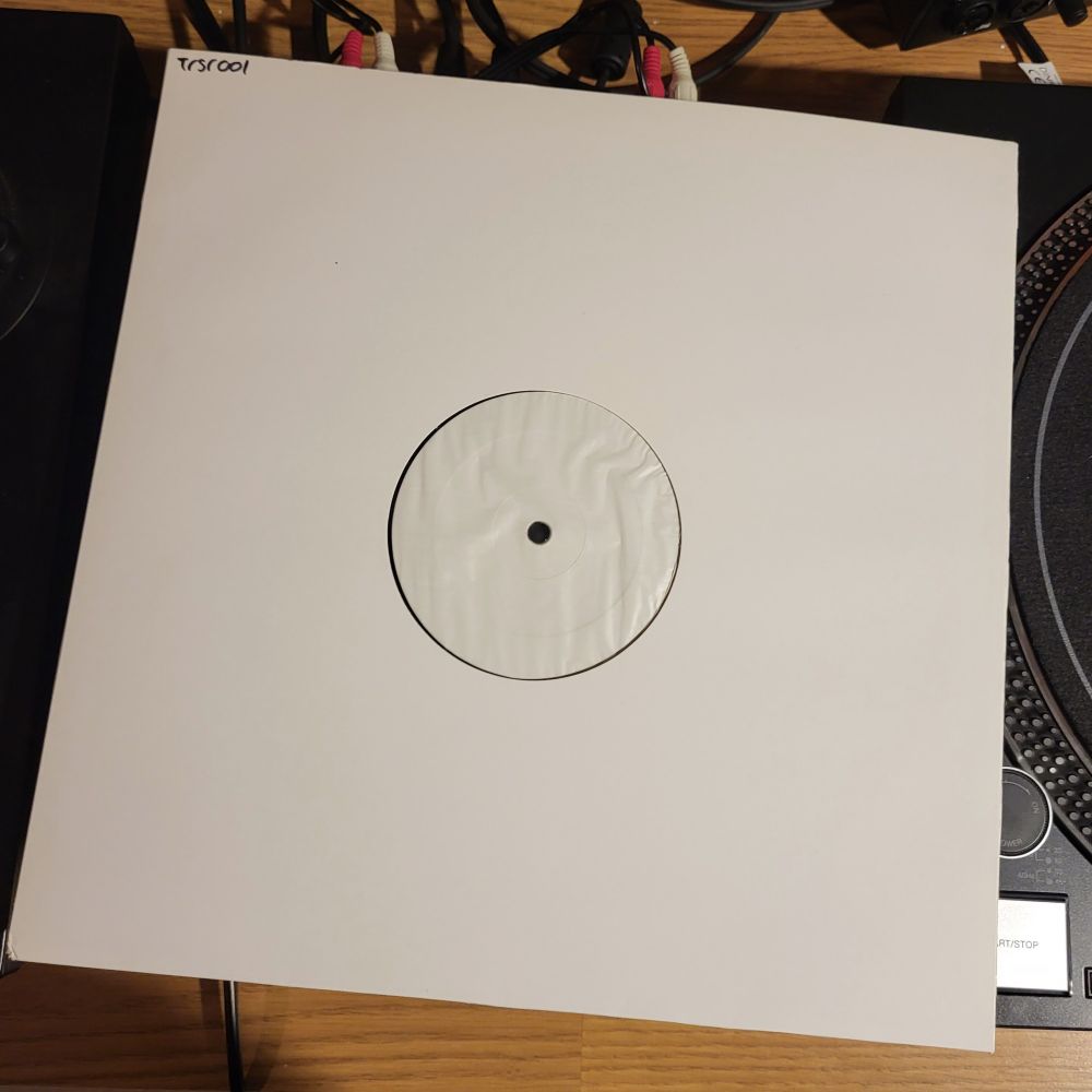 F - Night Dive / F & Headhunter - Dedale
UK
2009 Transistor 
TRSR001 White label