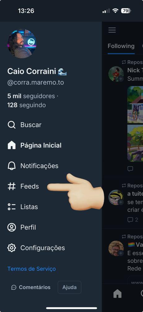 Print da barra lateral do Bluesky, com um emoji apontando para a categoria Feeds.