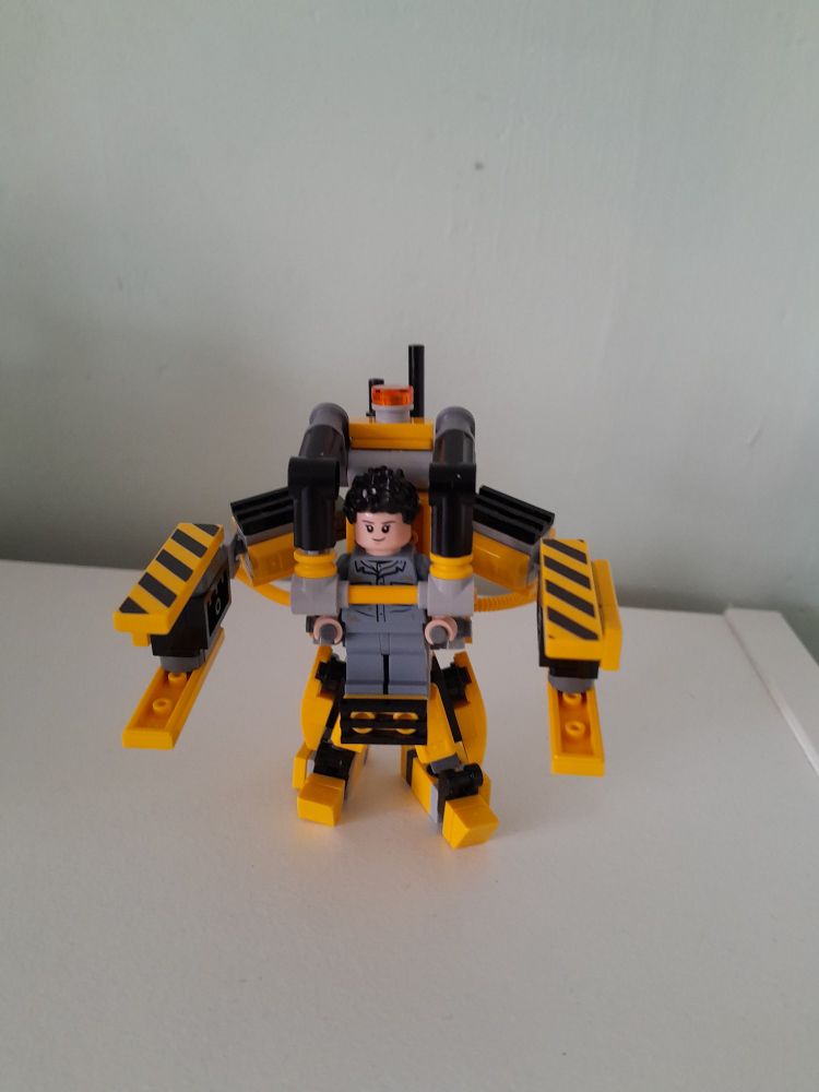 Little Lego Ripley in her little Lego Power Loader.