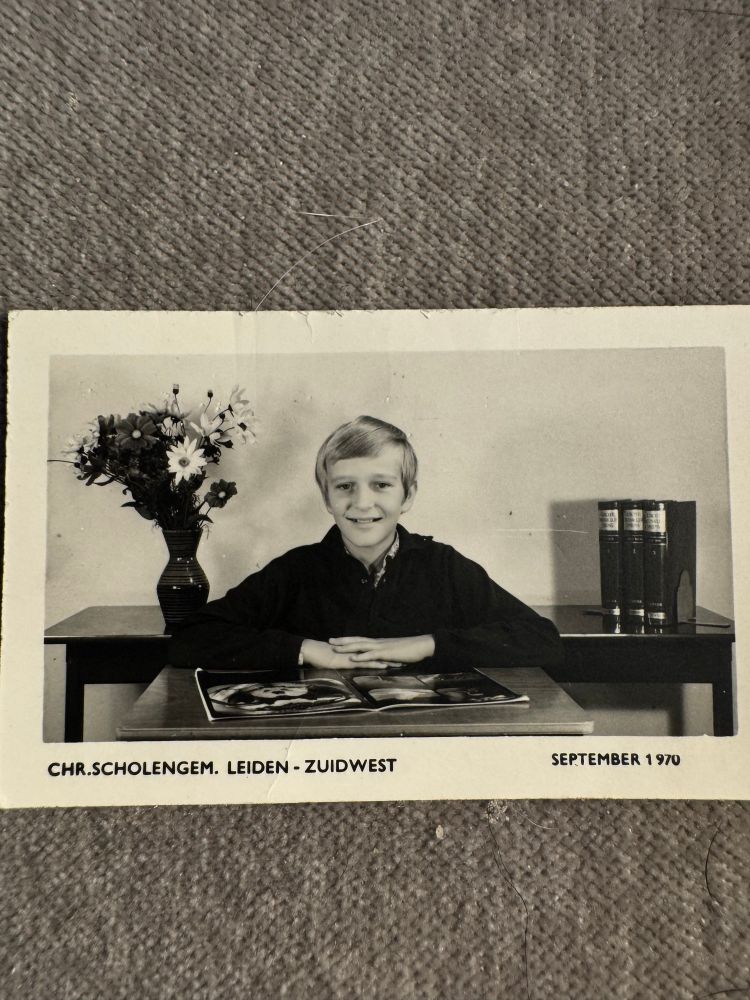 Brugklas onbevangen staatsieportret niet wetende wat er al snel op mijn pad zou komen..