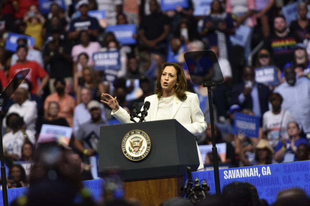 Harris rallies in Savannah as poll shows tight Georgia race with Trump