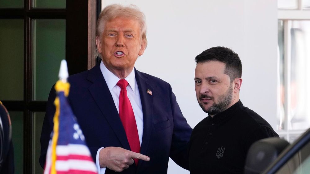 Scoop: Trump admired Ukraine's "badass" attack, sources say