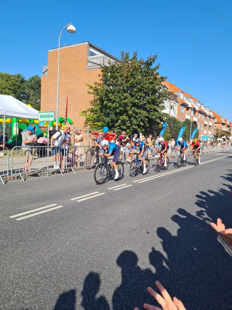 Early breakaway in Bagsværd on Postnord Danmark Rundt