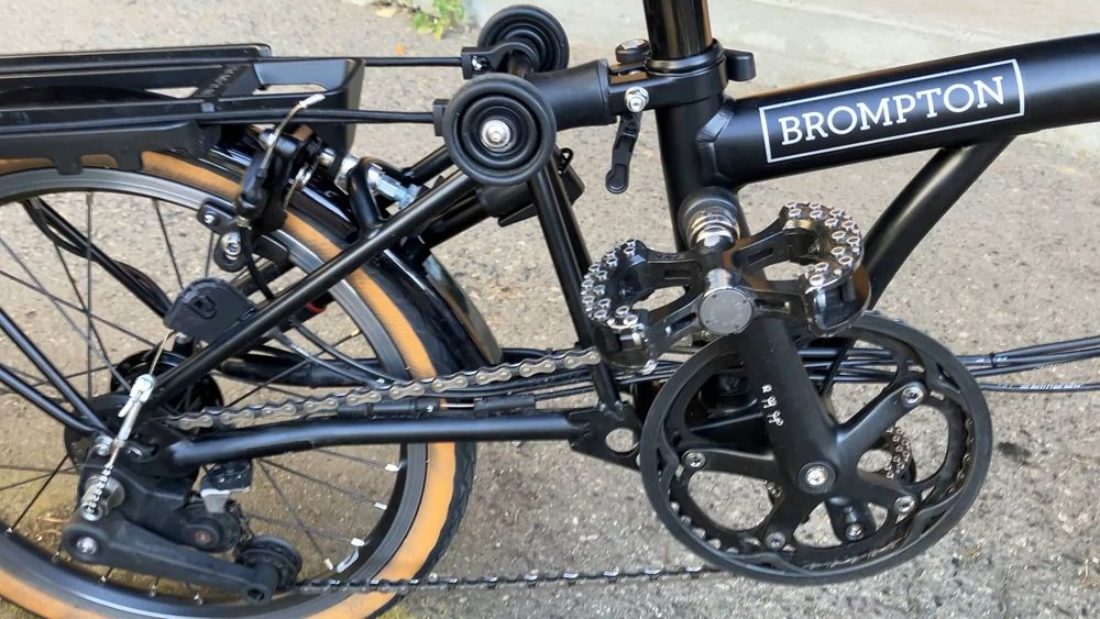 Help with Chain tension and sticking free hub?