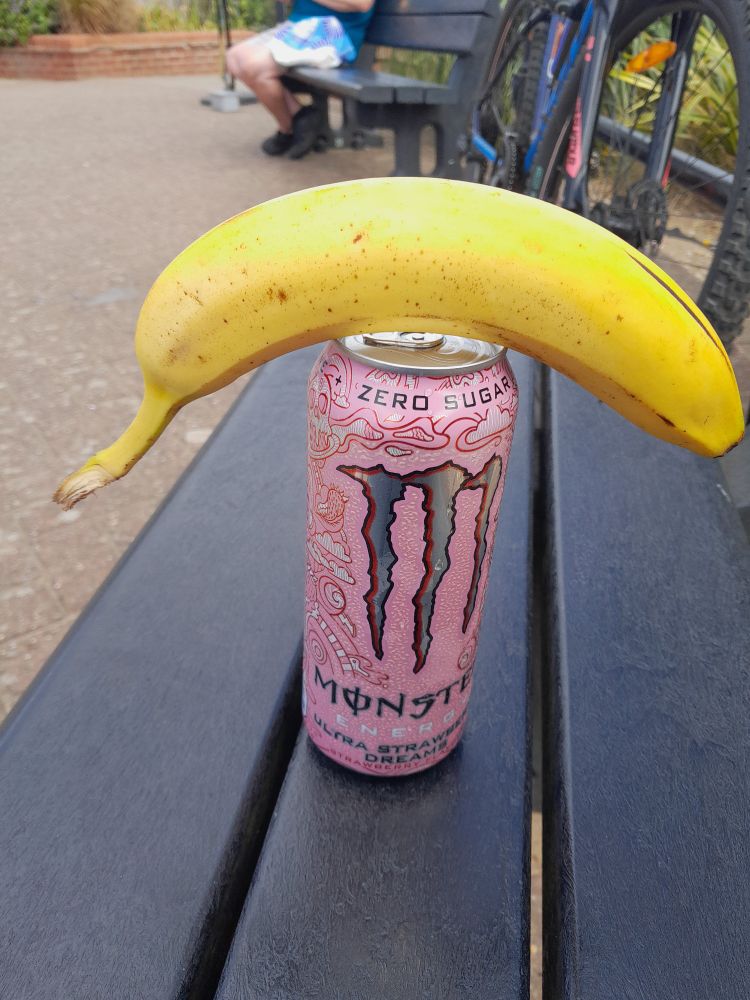 bruised banana and a stawbewwy monster