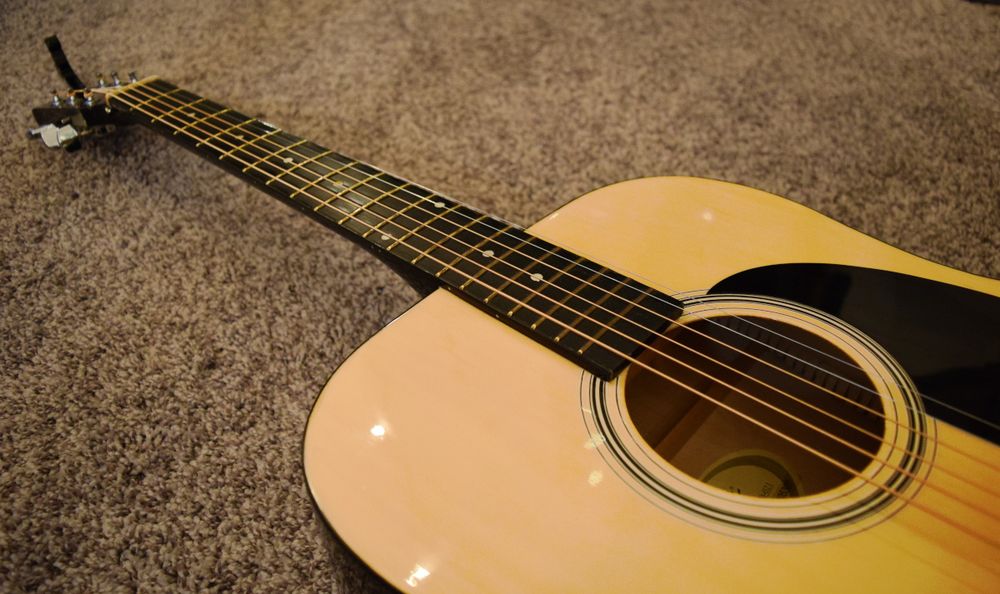 Guitar with new strings.