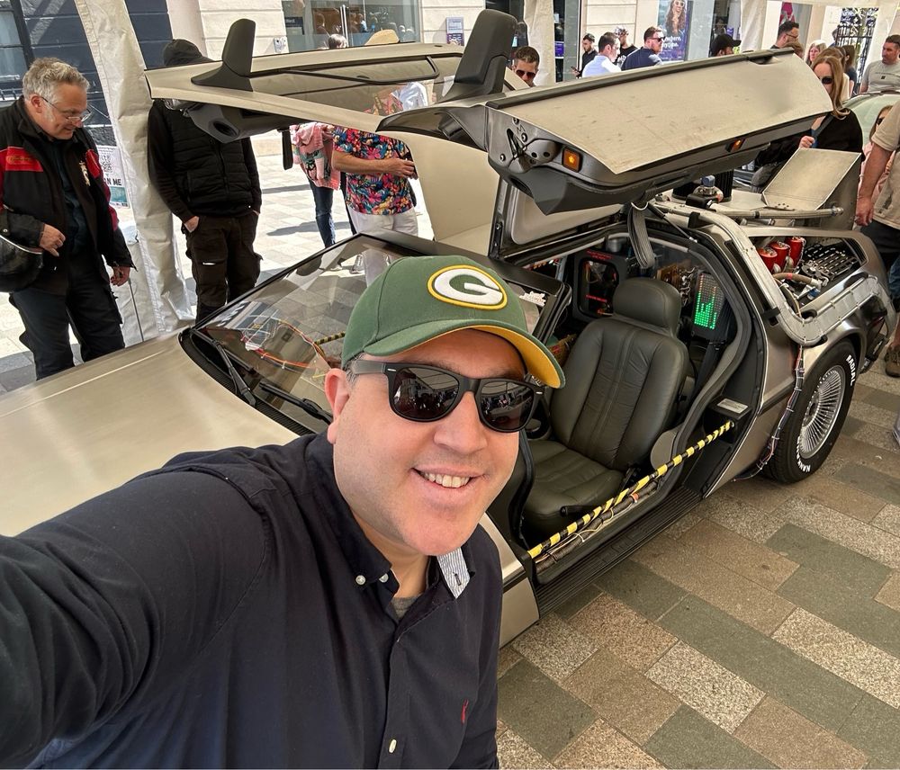 Back to the future! DeLorean time machine!