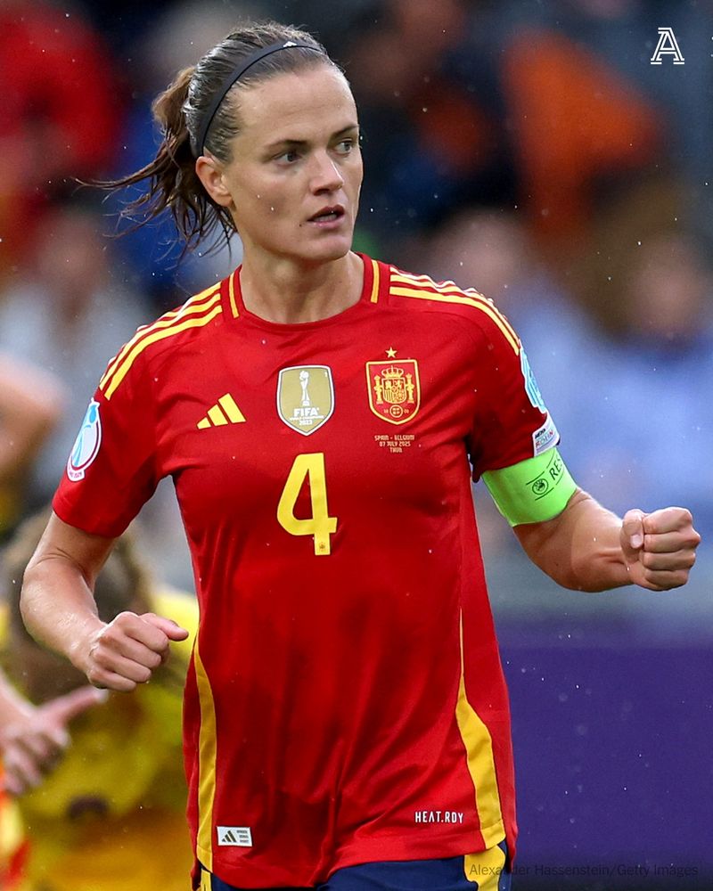 Irene Paredes of Spain celebrates scoring her team's second goal during the UEFA Women's EURO 2025 Group B match between Spain and Belgium at Arena Thun on July 07, 2025 in Thun, Switzerland.