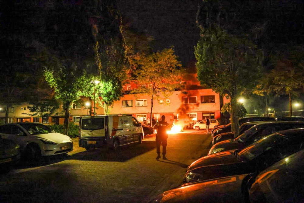 Explosie en vlammen bij woning in Amersfoort, bewoners ongedeerd