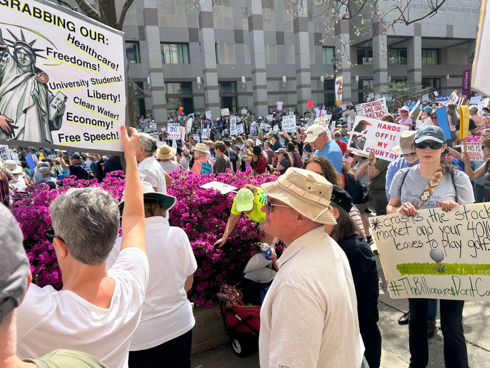 Large crowd at Hands Off Rally