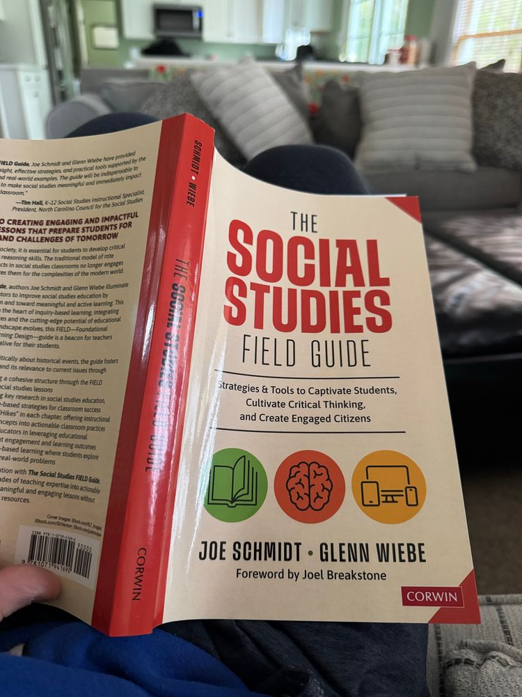 Cover of the book The Social Studies Field Guide by Joe Schmidt and Glenn Wiebe
