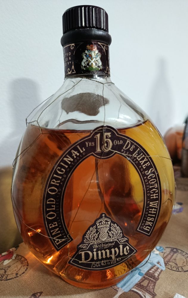 Foto de garrafa de Dimple 15 anos