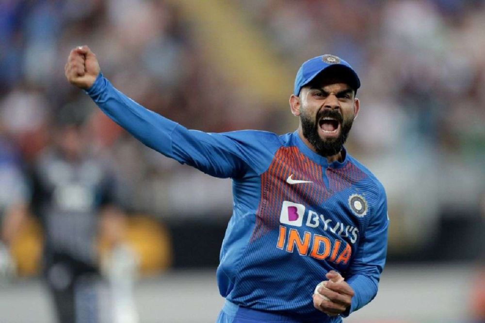 Akash Chopra Calls Virat Kohli a Lion: 'He Scares Opponents'