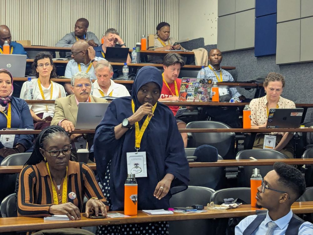 A question from a colleague in the lecture theatre.