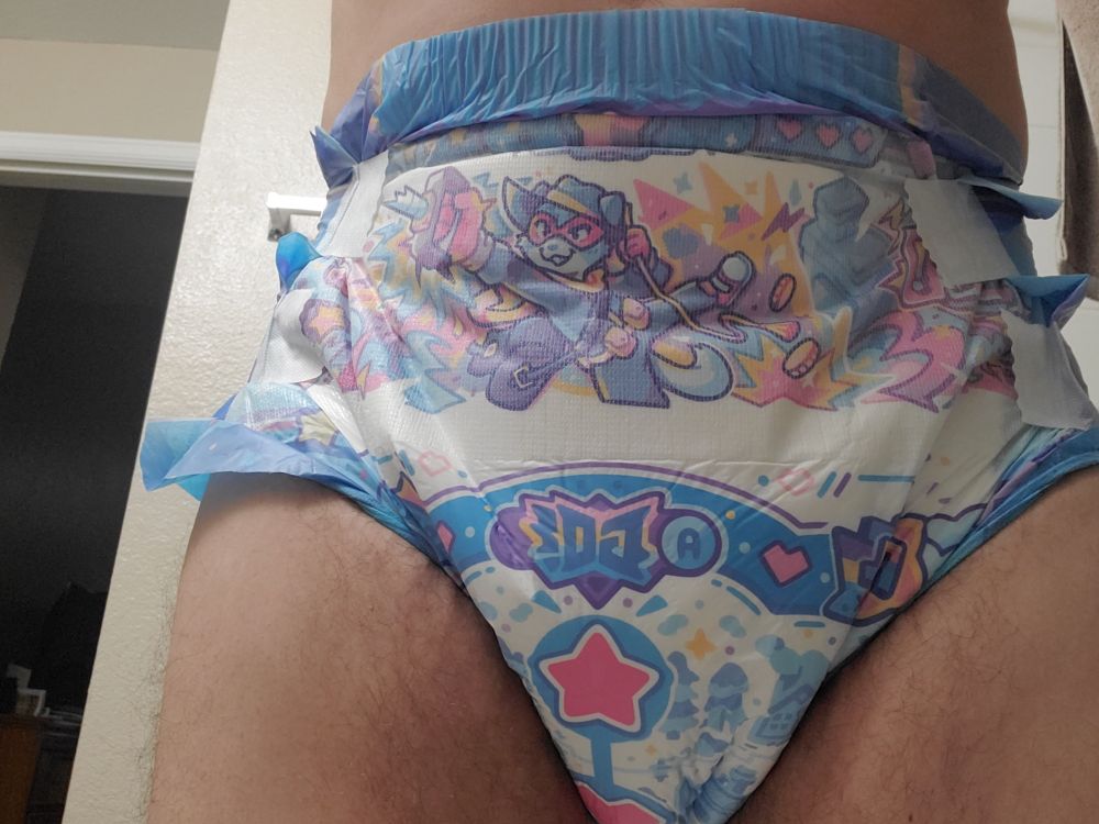 An image of a pixel pals diaper it's very vibrantly colored and has a stylish stoat in a thief's outfit on the landing strip